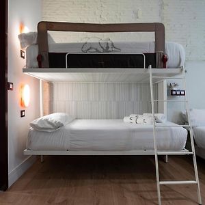 Chambre Sextuple
